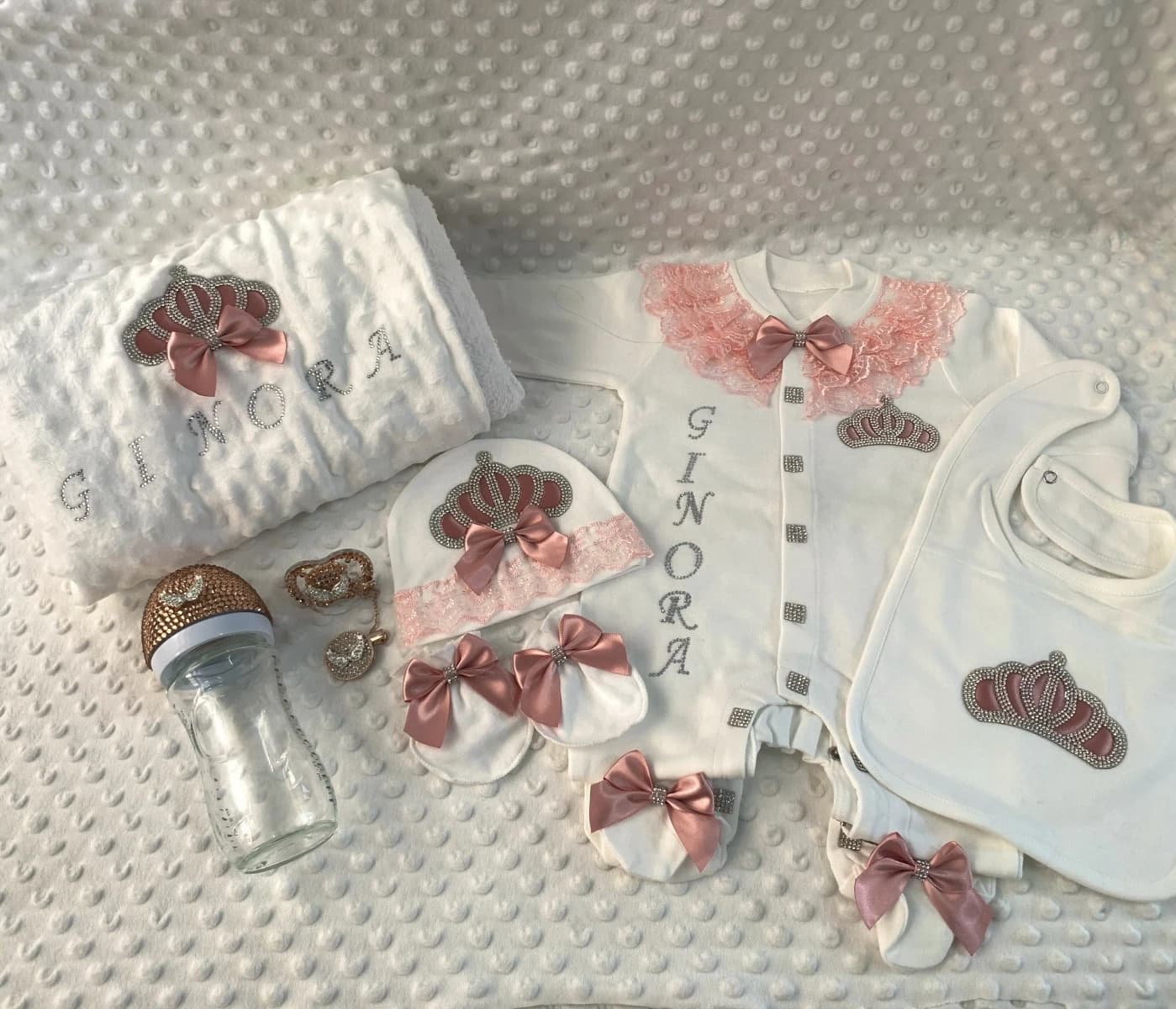 Set Regalo Nascita Neonato/a: 5 Pezzi Corona, Tutina, Biberon e Accessori Scintillanti per Uscita Ospedaliera - Regalo Baby Shower