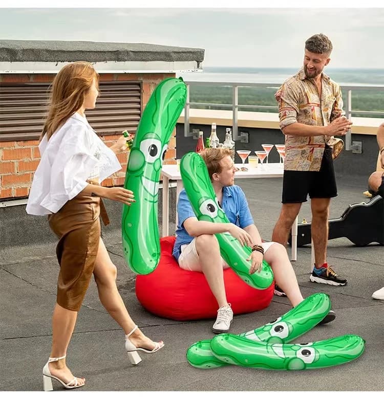 1/2 Pezzi Gigantesco Cetriolo Gonfiabile Decorativo per Festival, Ideale per Piscina, Spiaggia, Decorazione per Eventi e Feste di Compleanno