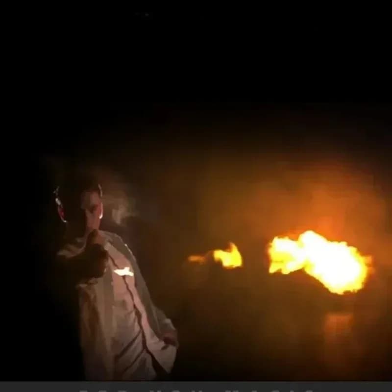 MINI FIRE WATCH Telecomando Fuoco Magia Stage Trucchi magici Magia Magie Magicians Prop Accessorio Illusion Gimmick Tutorial