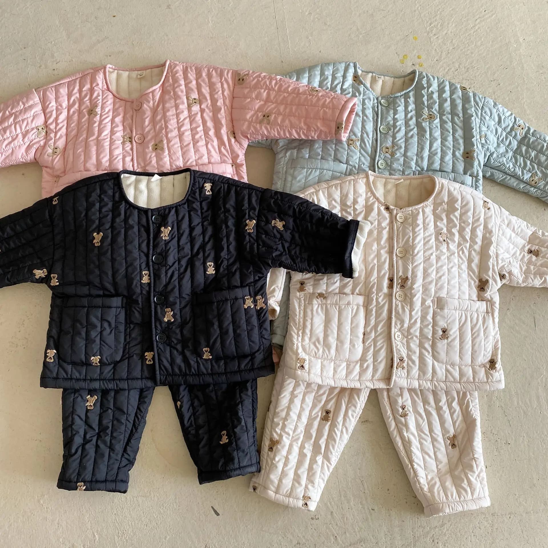Inverno simpatico cartone animato bambini pigiama Set bambini addensare Homewear Pajamsa ragazzo ragazza manica lunga top + pantaloni 2 pezzi giacca