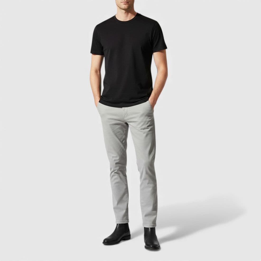 OUT/FIT - T-Shirt in cotone - Colore: Nero,Taglia: XXL