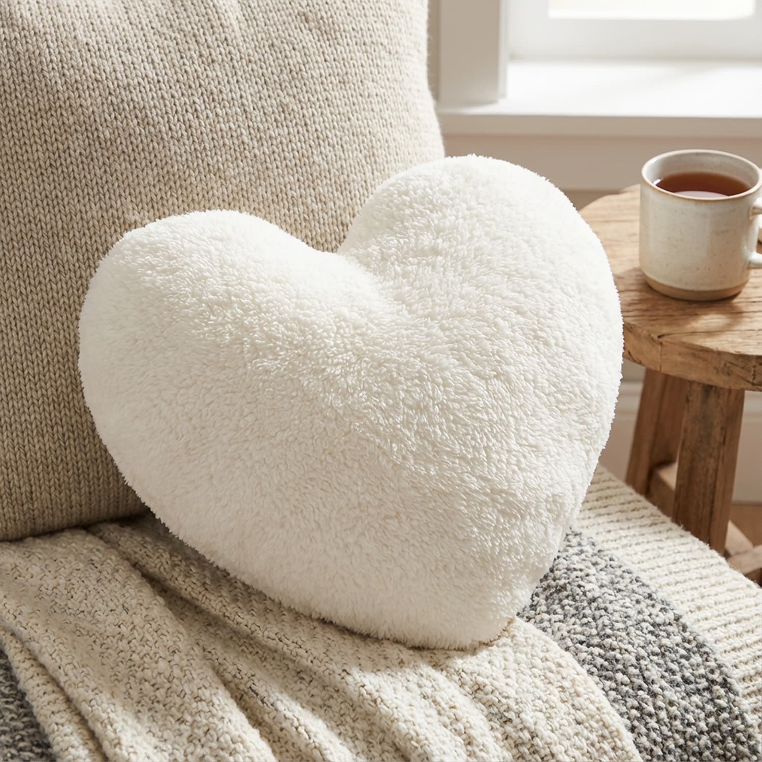 Cuscino cuore arredo latte sherpa 30x50 cm