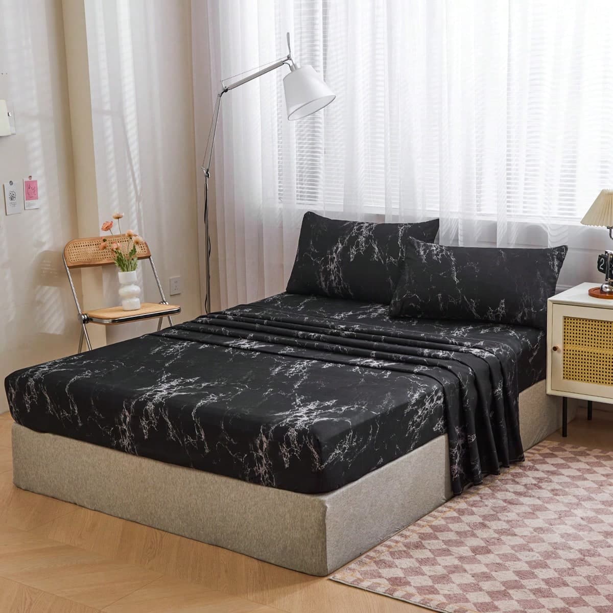Set di biancheria da letto con motivo in marmo nero da 4 pezzi, 1 lenzuolo con angoli + 1 lenzuolo piatto + 2 federe, set di protezione per materasso