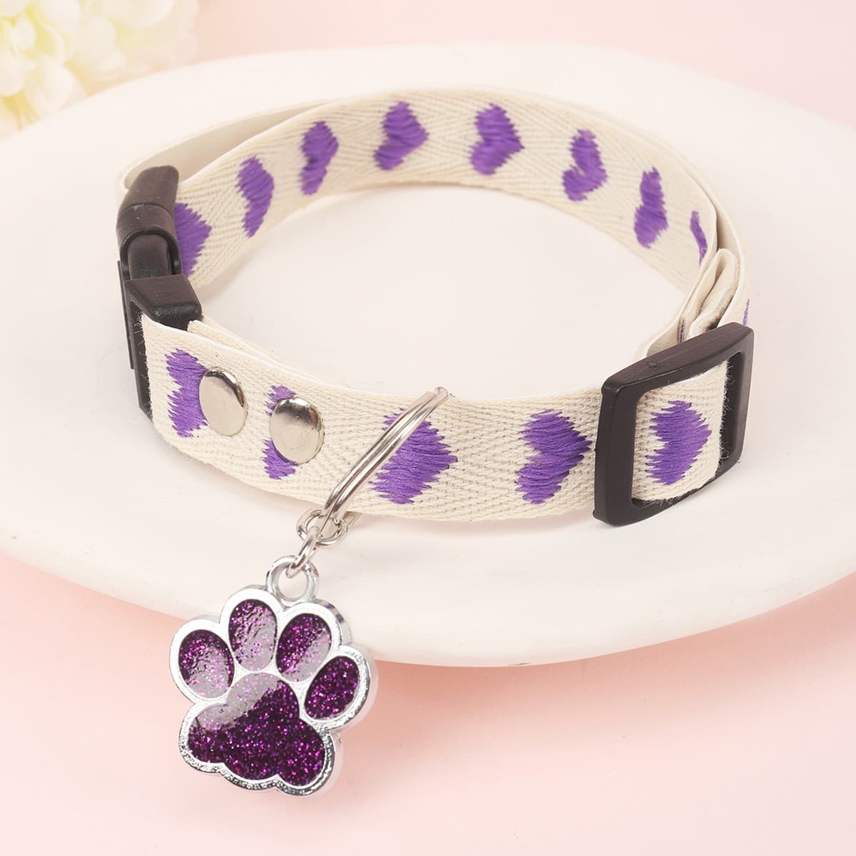1 pezzo Collare per animali domestici leggero e sottile, adatto per gatti e cani di piccola taglia, per uso interno ed esterno, con accessori per