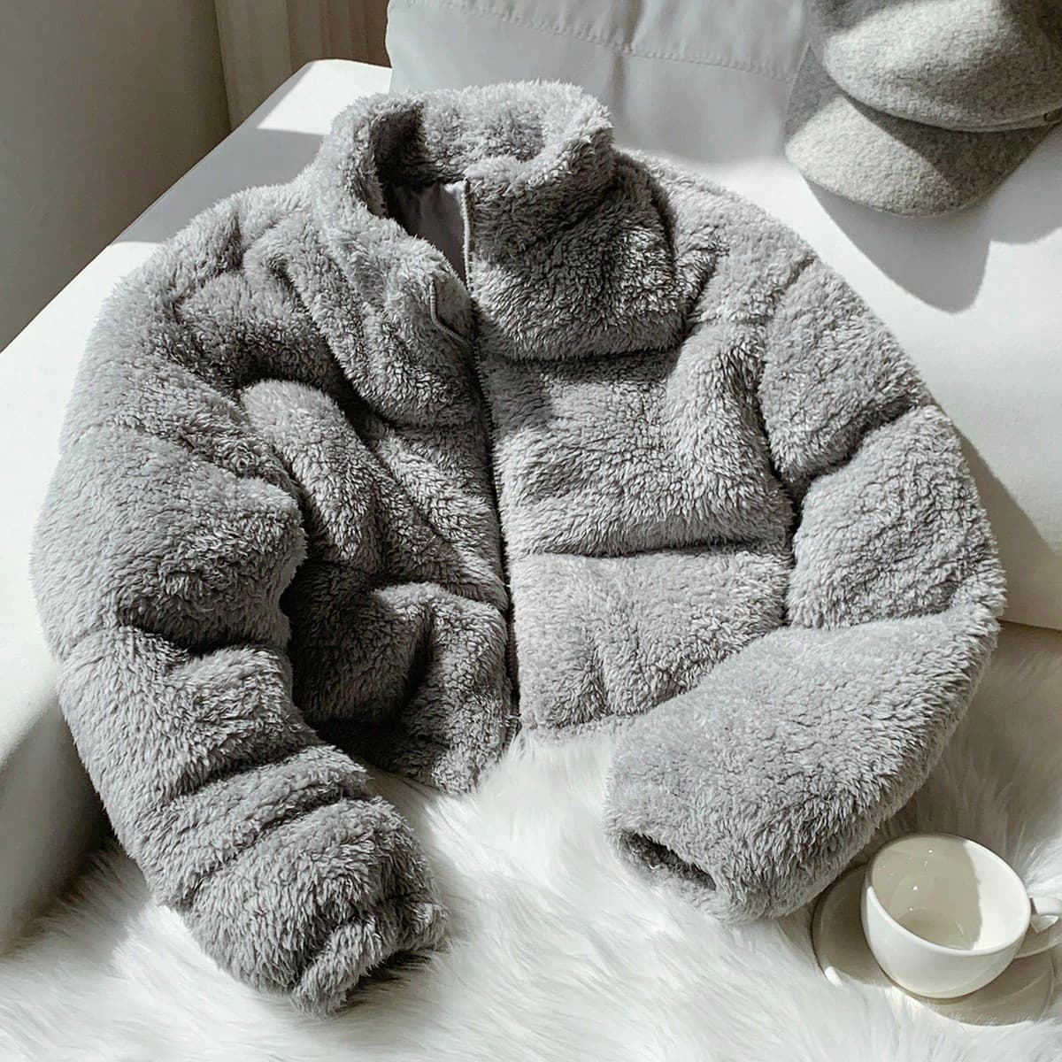 Cappotto corto imbottito in finta lana grigio chiaro casual da donna per l'autunno/inverno
