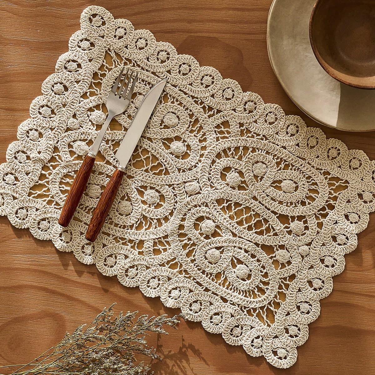 1 pezzo/2 pezzi/4 pezzi Sottobicchieri ricamati traforati beige albicocca, artigianato ricamato anti-uncinetto, naturale, retrò, sottobicchieri per