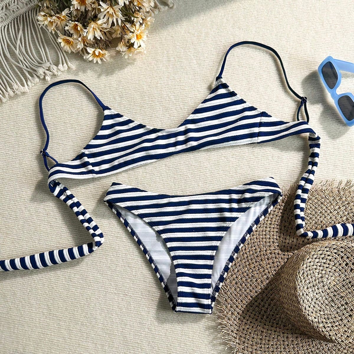 Set bikini da donna 2 pezzi, tessuto verde strutturato, spalline sottili, top senza imbottitura, slip bikini, outfit da spiaggia per ragazze, vacanze