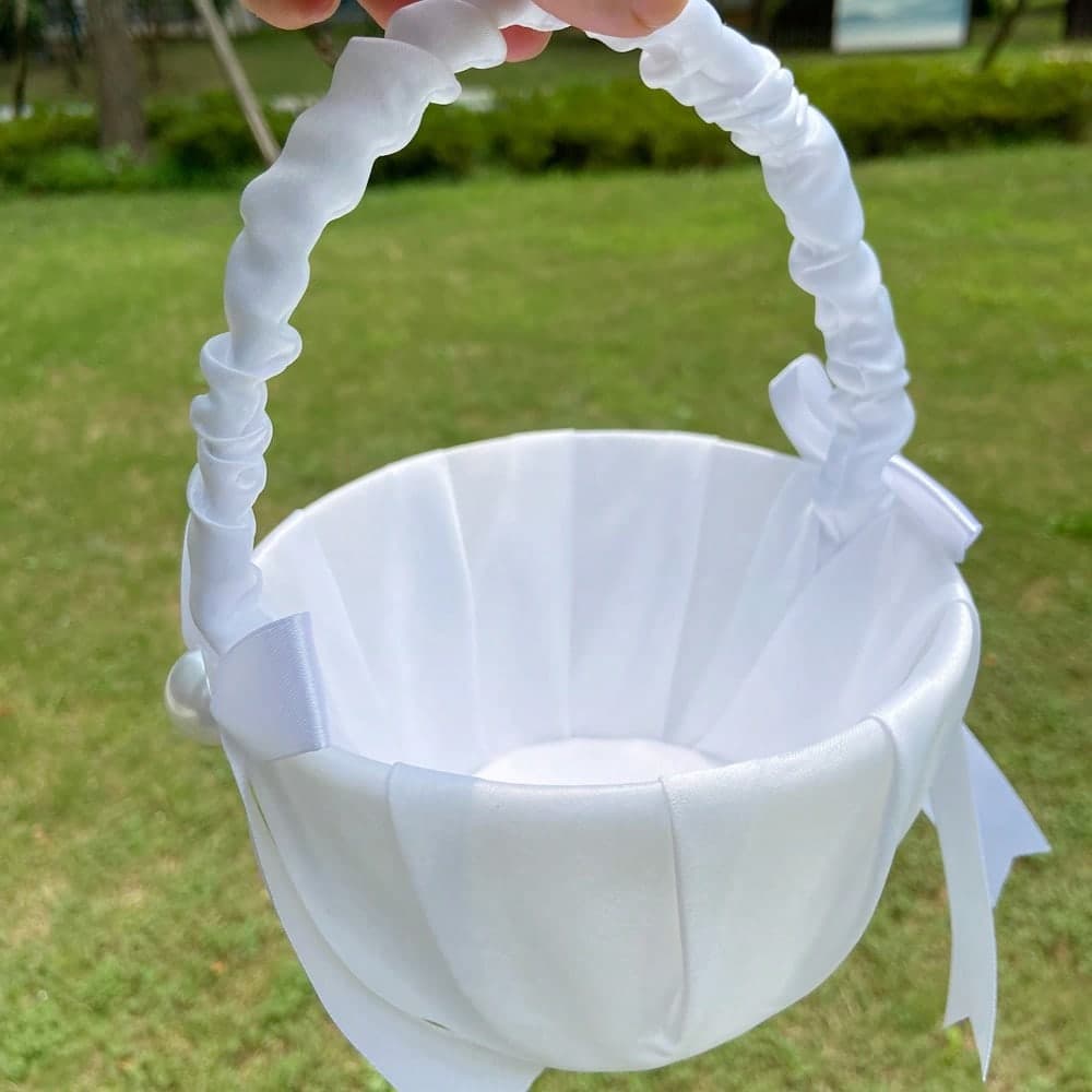 1 pezzo Cestino con petali bianchi, cestino da fiori con fiocco in raso, adatto per matrimoni