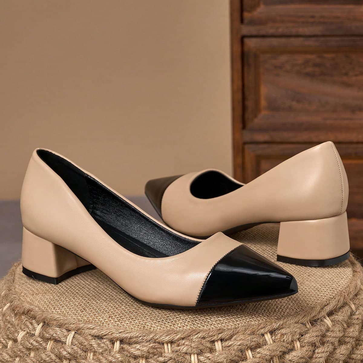 Scarpe da donna alla moda con punta affusolata e scollo basso, motivo a pietre blu navy, colore albicocca, slingback, per vacanze, viaggi, shopping,