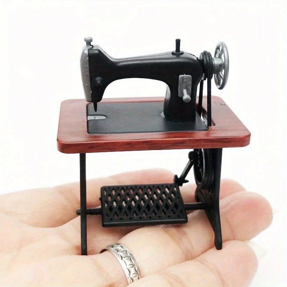 Modello in scala 1:12 di macchina da cucire a pedale vintage in miniatura - Accessorio per fotografia in miniatura/Decorazione per scena del