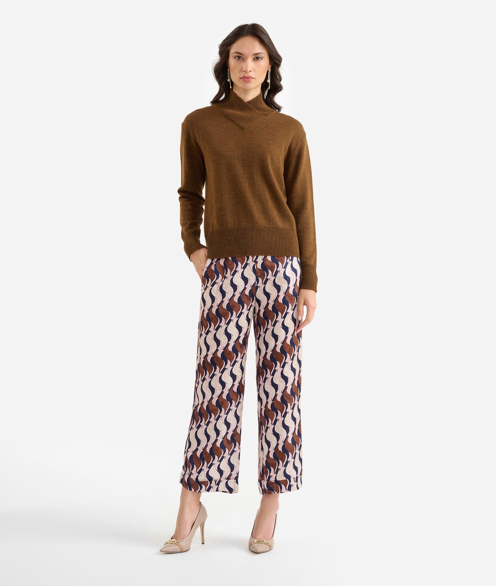 Maglia con collo incrociato in filato misto lana/alpaca Roccia