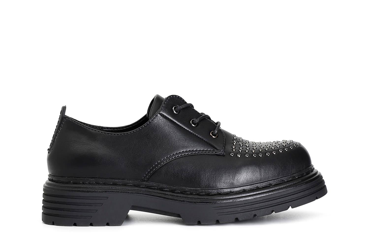 derby da donna con microborchie sul davanti nero 39