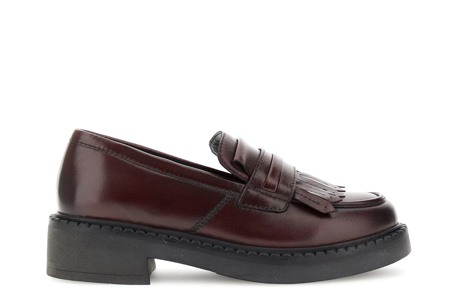 mocassini in pelle con frange bordeaux
