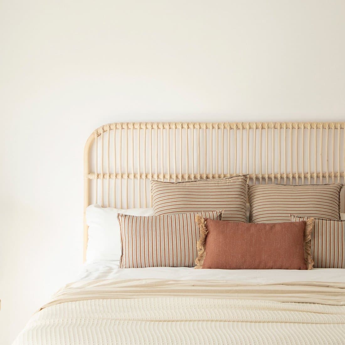 Testiera in rattan naturale per letto da 135, 150 e 160 Etria