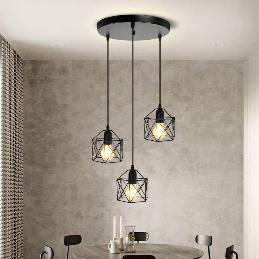 3 Teste Lampada a Sospensione Stile Vintage con Pendente a Rombo, Lampadario in Ferro Nero, Lunghezza Regolabile E26/E27, Adatto per Soggiorno, Camera