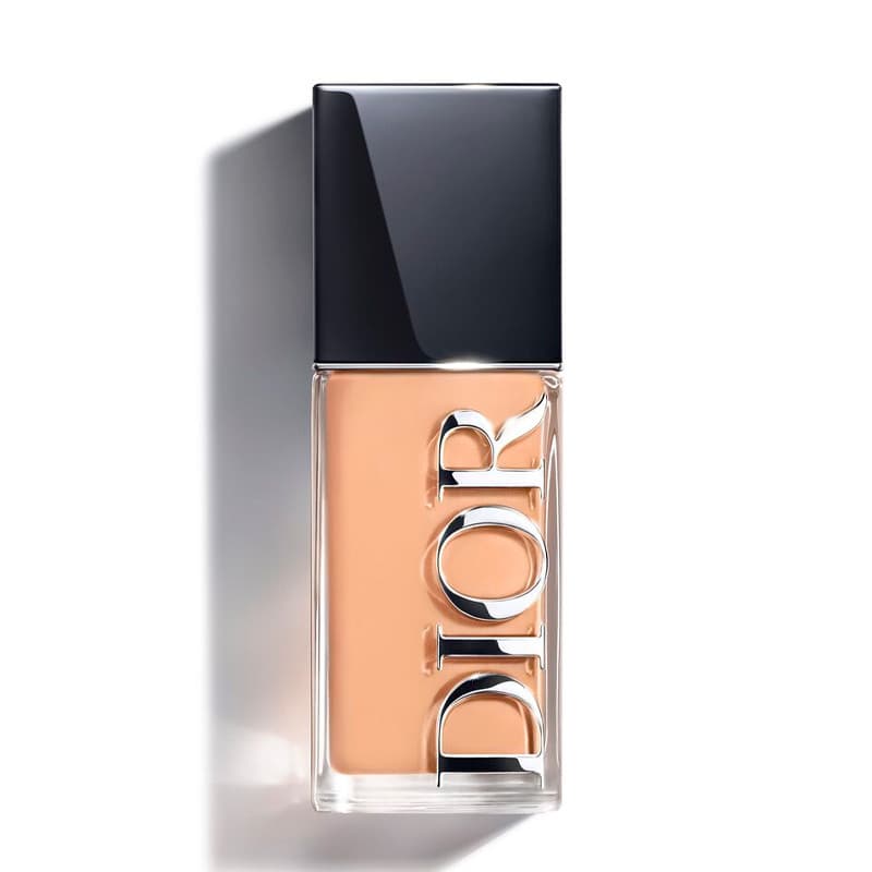 Dior Fondotinta Dior Forever Skin Glow Luminous Foundation Durata 24 ore - Idratazione 48 ore - Trattamento a tripla azione - SPF 20 3-WARM