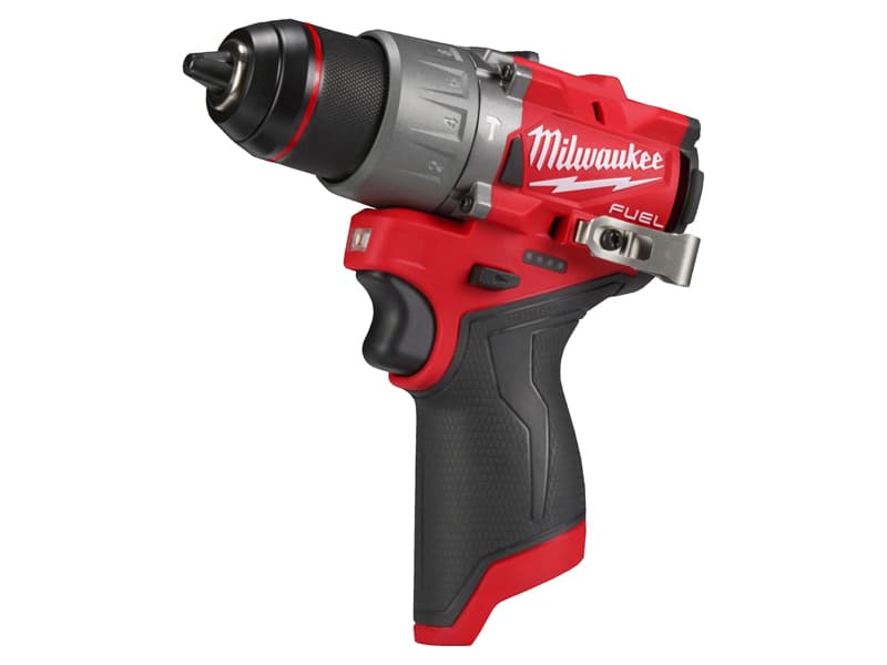 Trapano avvitatore con percussione Milwaukee M12 Fuel FPD2 a 2 velocit��, coppia 45Nm